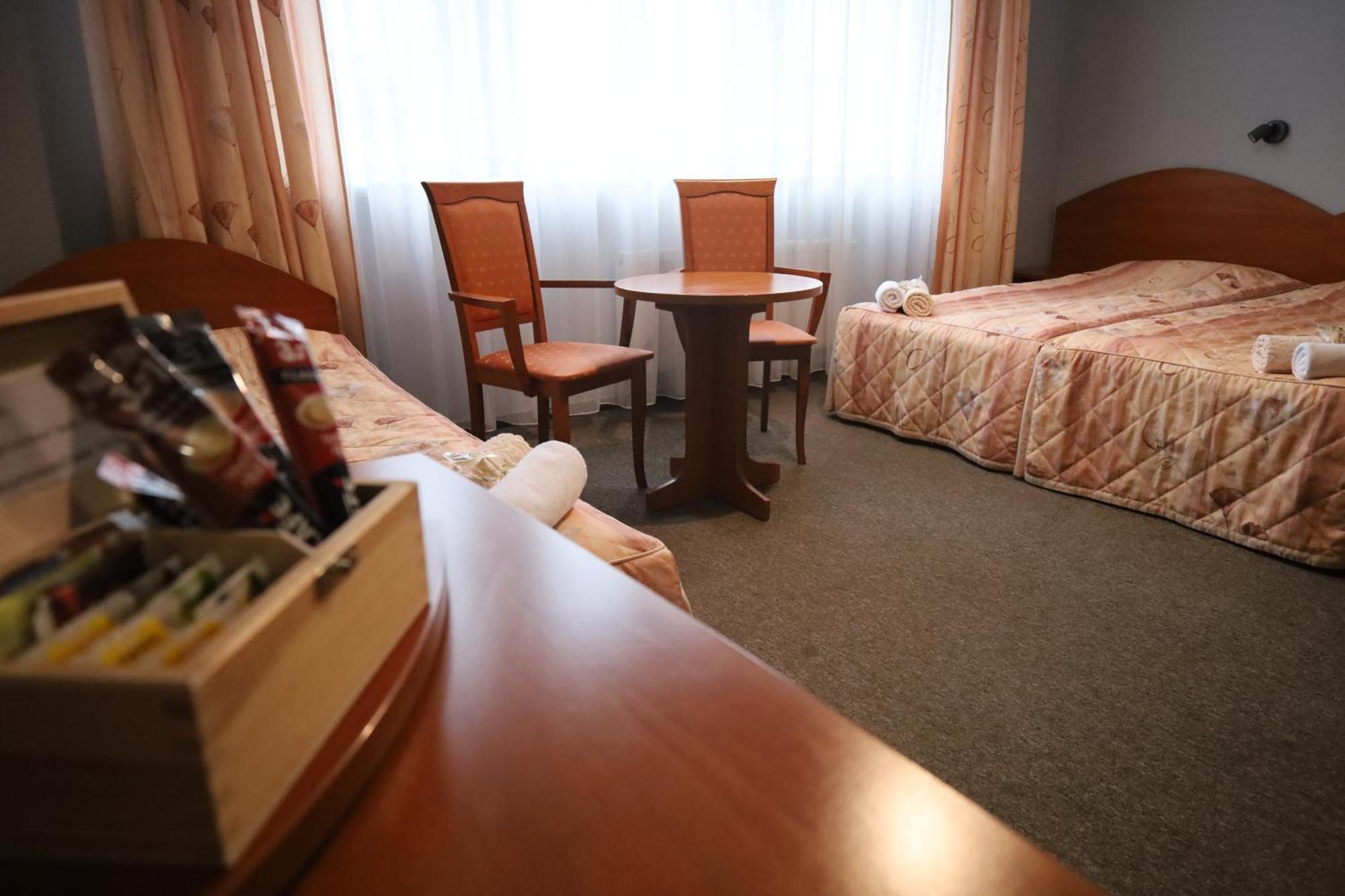 Nasz Klub - Pokoje Goscinne Poznań Buitenkant foto